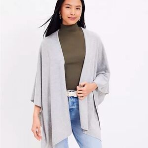 LOFT Light Gray Women's Travel Wrap